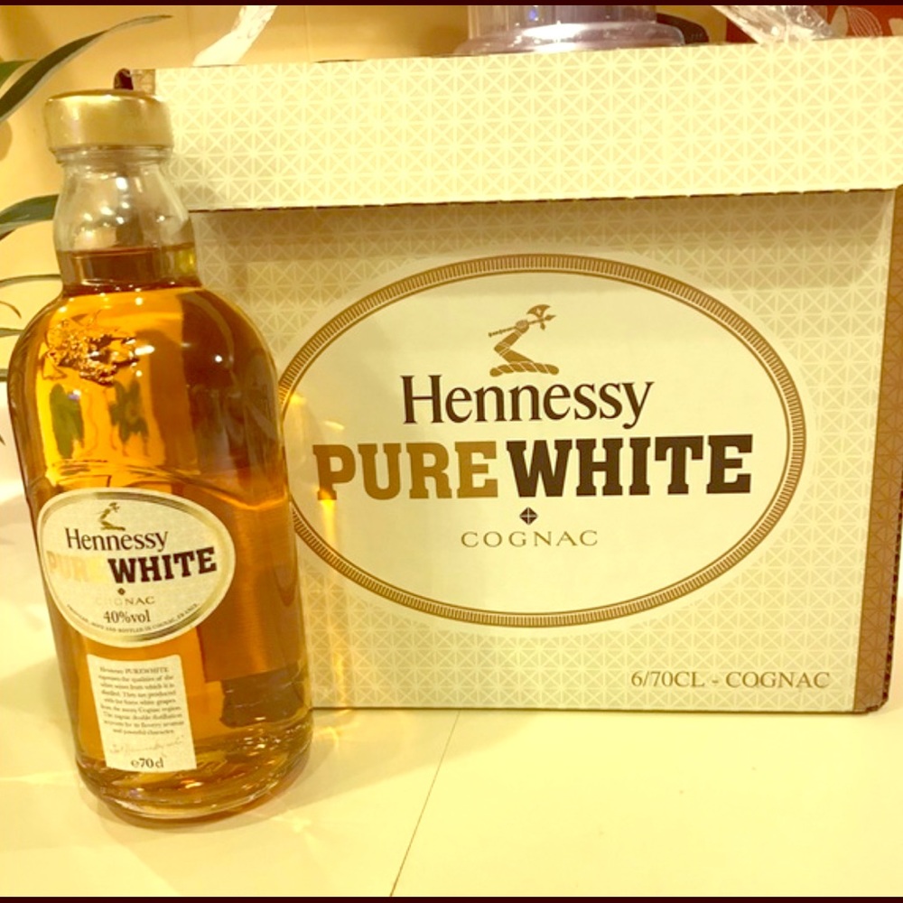 Pure white Henessy